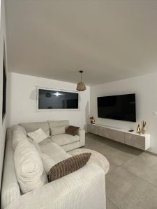 Salon contemporain maison plain-pied – Maître d'Œuvre 70